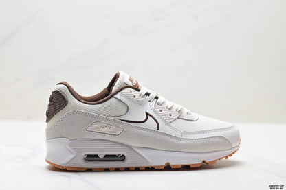 Nike Air Max in White/Grey/Black: Monolithic Gradient