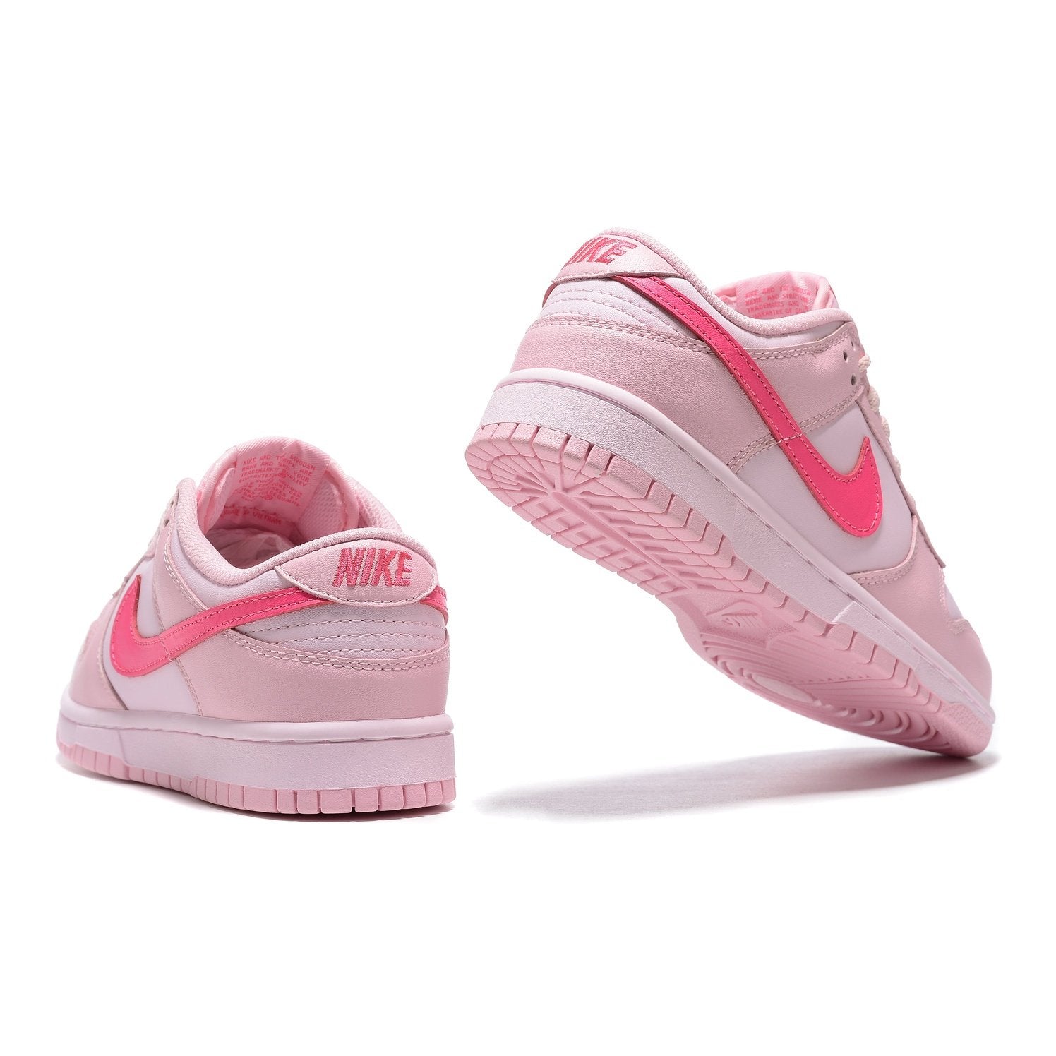 NIKE DUNK LOW x TRIPLE PINK