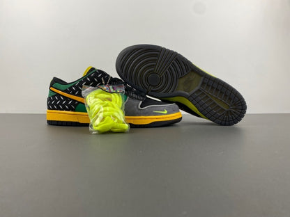 Nike SB Dunk Low "What The Black / Pink / Green" (Mismatched)