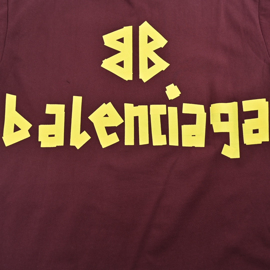 Ba*len*cia*ga burgundy logo t-shirt