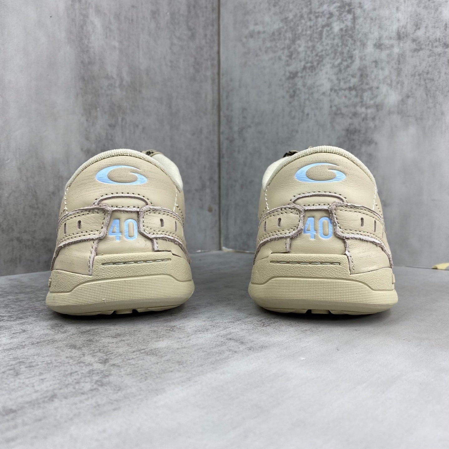 Balenciaga Hamp tons Sneaker in Beige/Grey: Subdued Avant-Garde