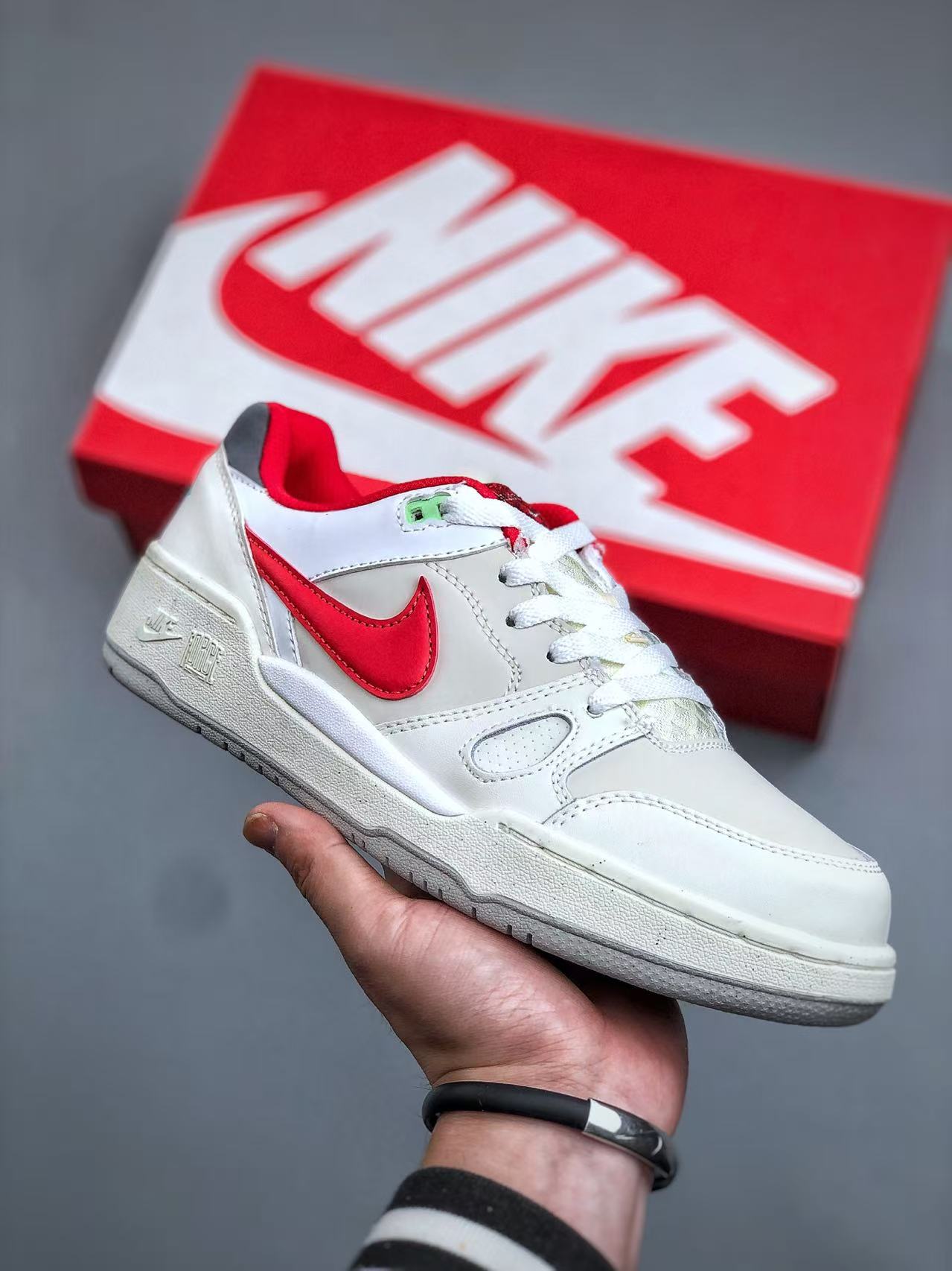 Nike Air Full Force Low in White/Red/Grey: Classic Court Gradient