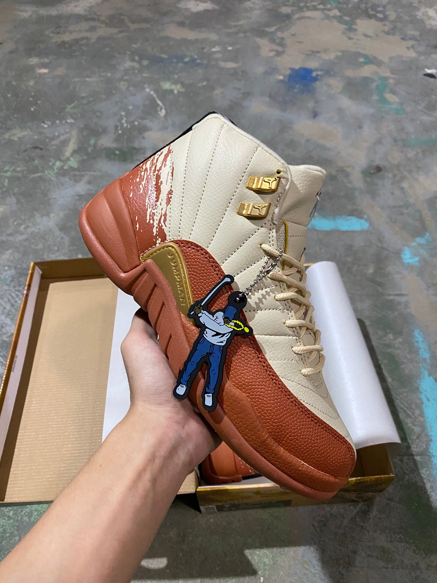 AIR JORDAN 12 RETRO "SAND / LIGHT BONE"