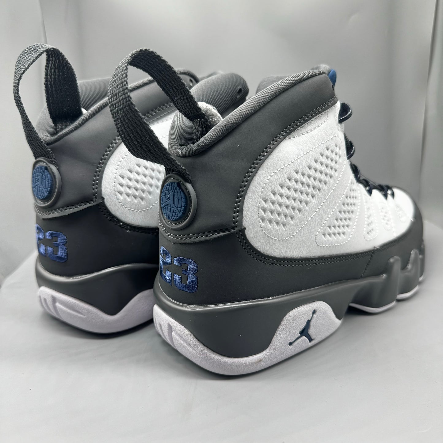 Air Jordan IX Retro "White / Dark Charcoal"