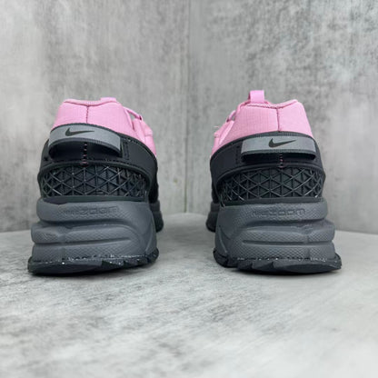 Nike Zoom Vomero 5 Roam "Black/Pink" – Utilitarian Edge
