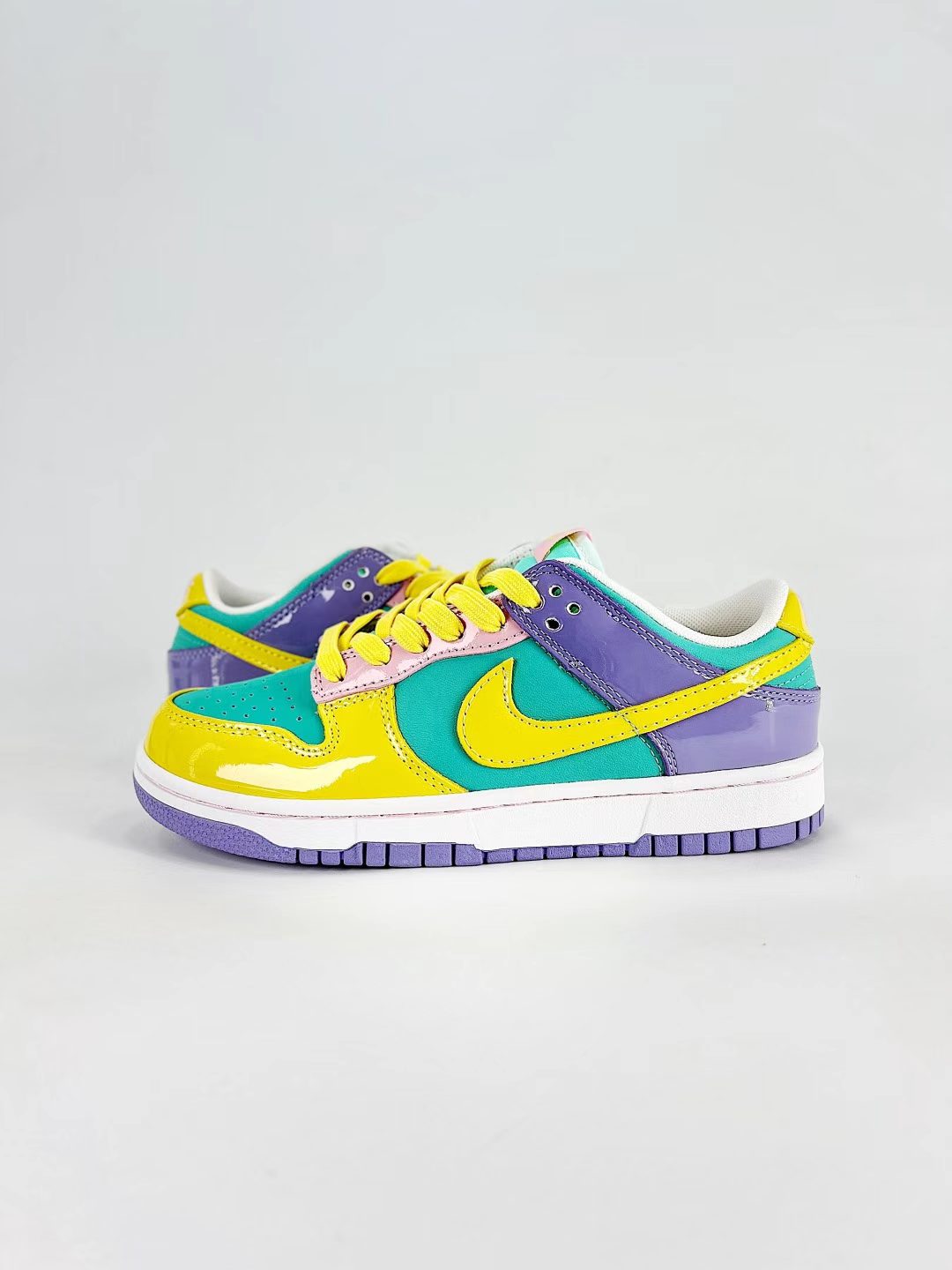 Nike Dunk “Candy” – Sweet Pastel Lifestyle Sneaker