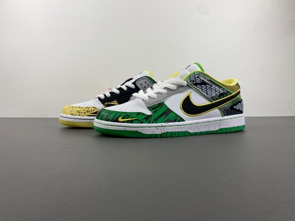 Nike SB Dunk Low "White / Metallic Silver / Green / Black"