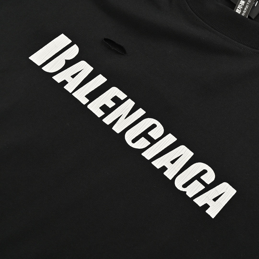 Ba*len*cia*ga distressed logo t-shirt