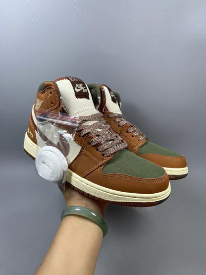 Air Jordan 1 Mid "Brown Green / GORE-TEX"