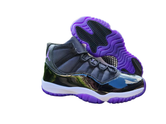 JORDAN 11 Black and Purple