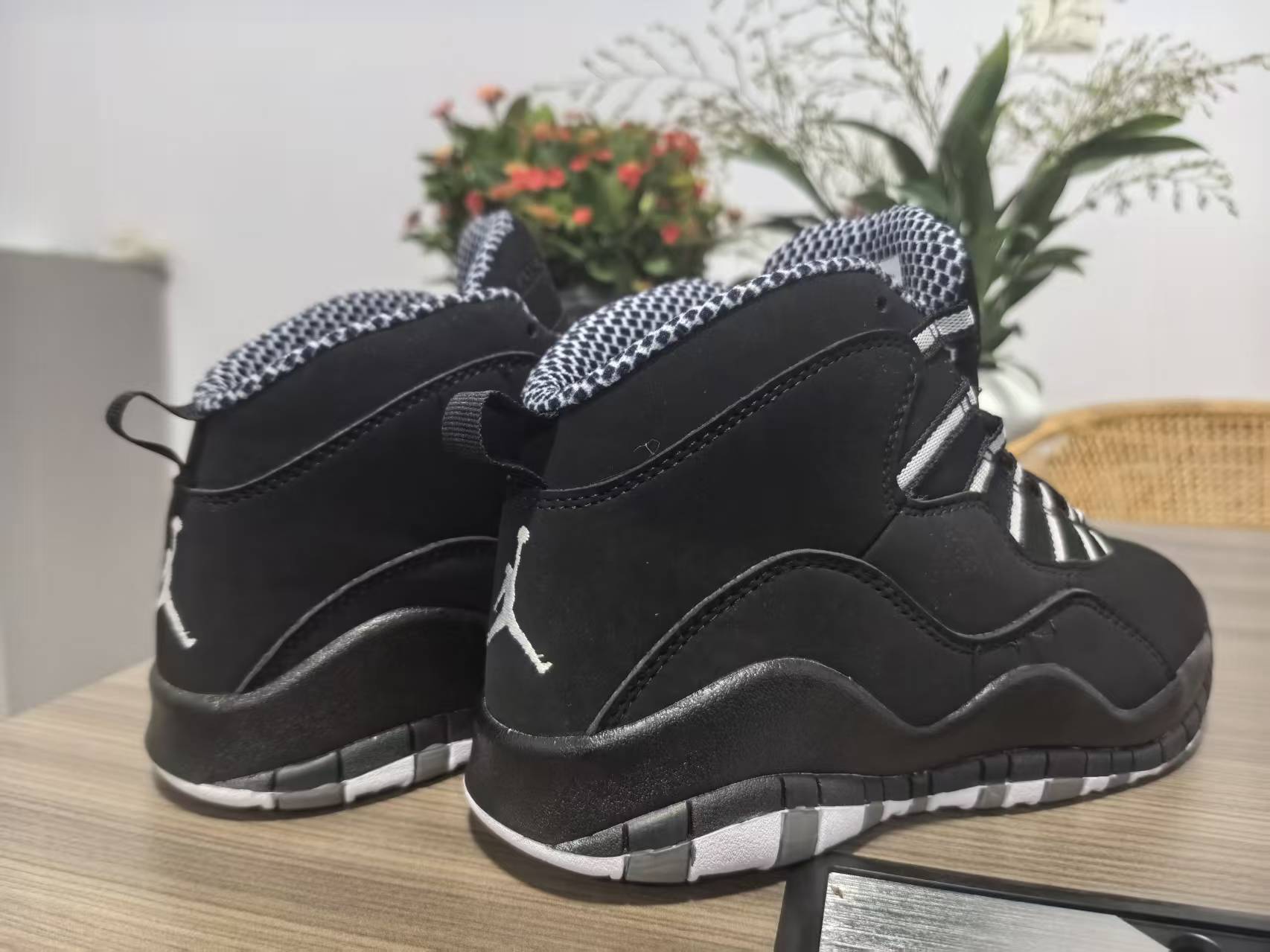 Air Jordan X Retro "Triple Black"