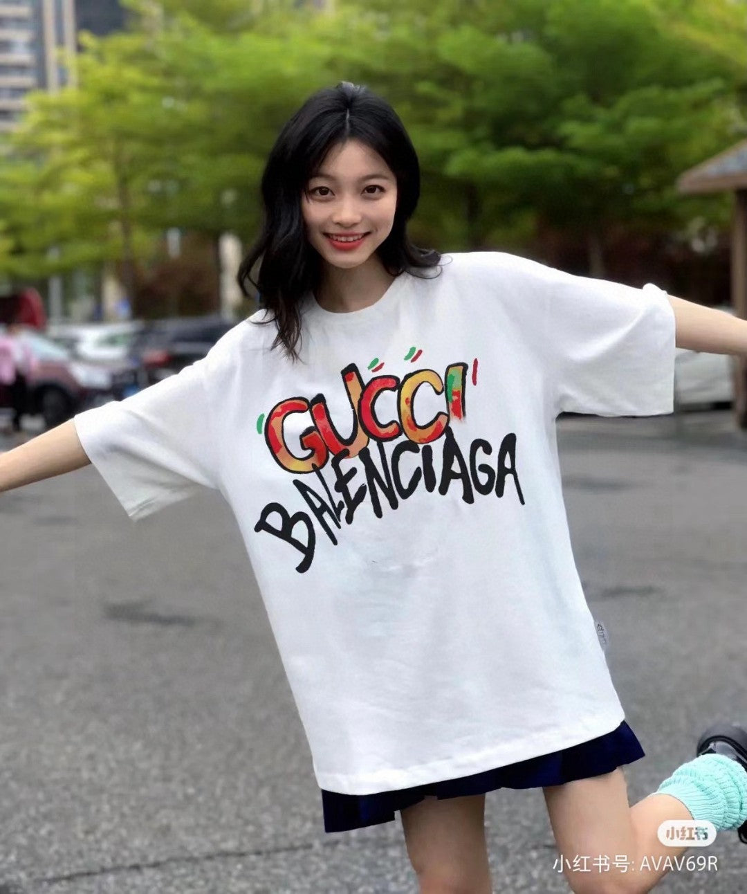 g*u*i x Ba*len*cia*ga collaboration t-shirt (white)