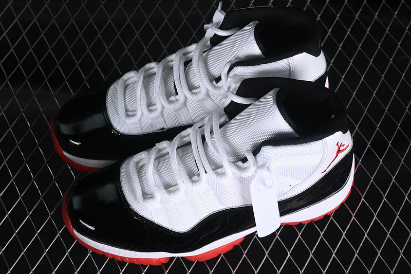 AIR JORDAN 11 RETRO BLACK/WHITE/RED