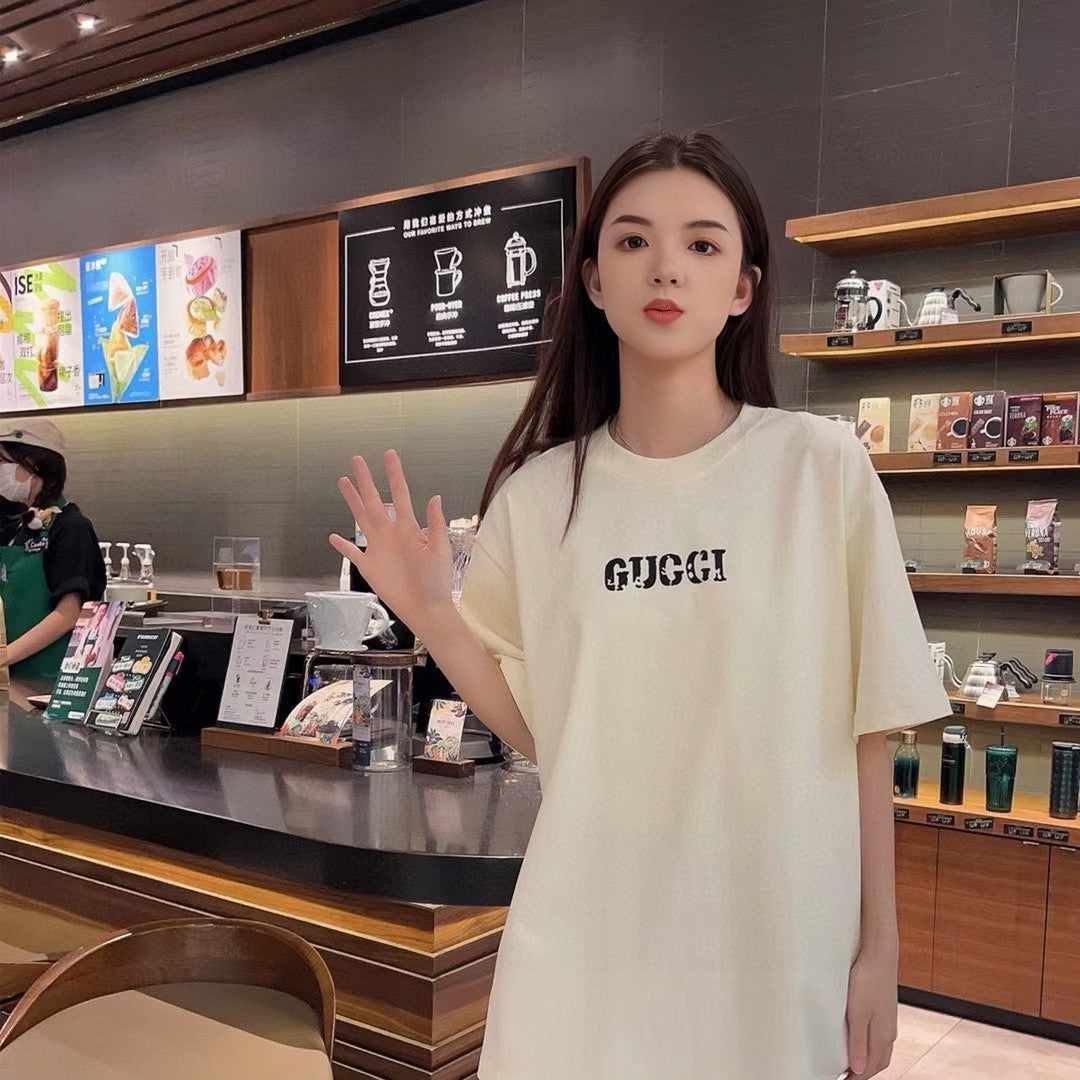 G*u*i vintage logo t-shirt (cream)