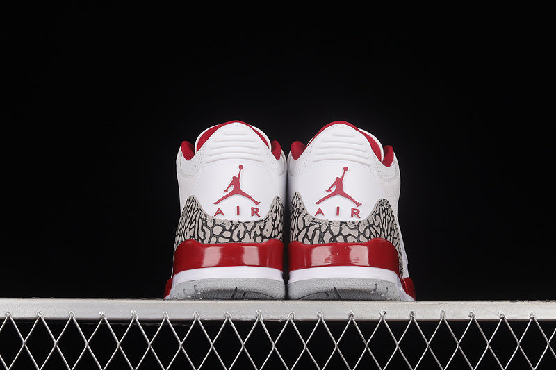 AIR JORDAN 3 RETRO WHITE/LIGHT CURRY/CARDINAL RED/CEMENT GREY