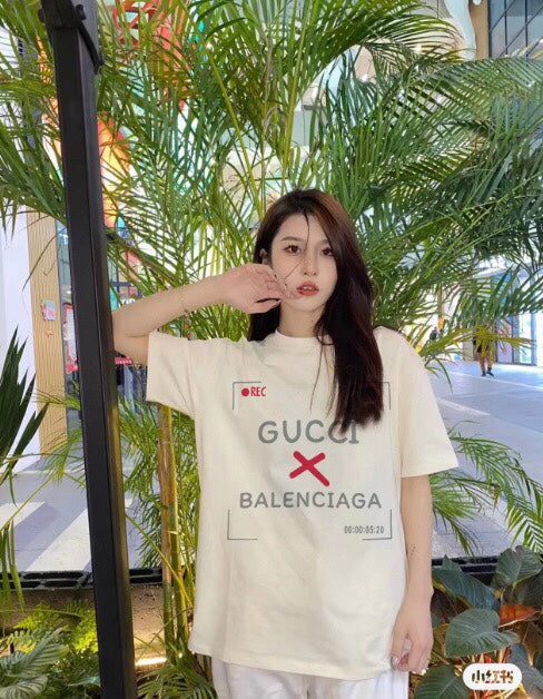 g*u*i x Ba*len*cia*ga collaboration t-shirt - white