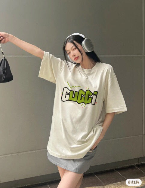 G*u*i lightning bolt logo t-shirt in cream