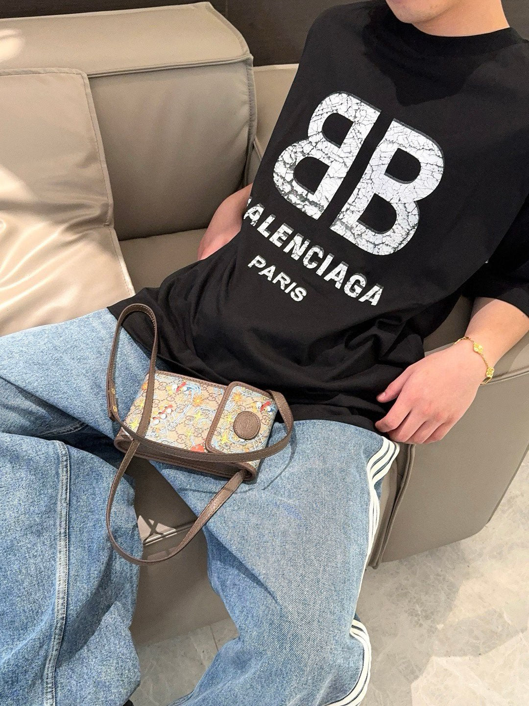 Balenciaga Cracked 'BB' Logo T-Shirt (Black)