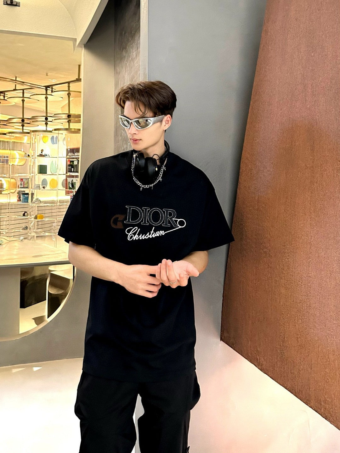 Dior Safety Pin Logo Black T-Shirt Primereps