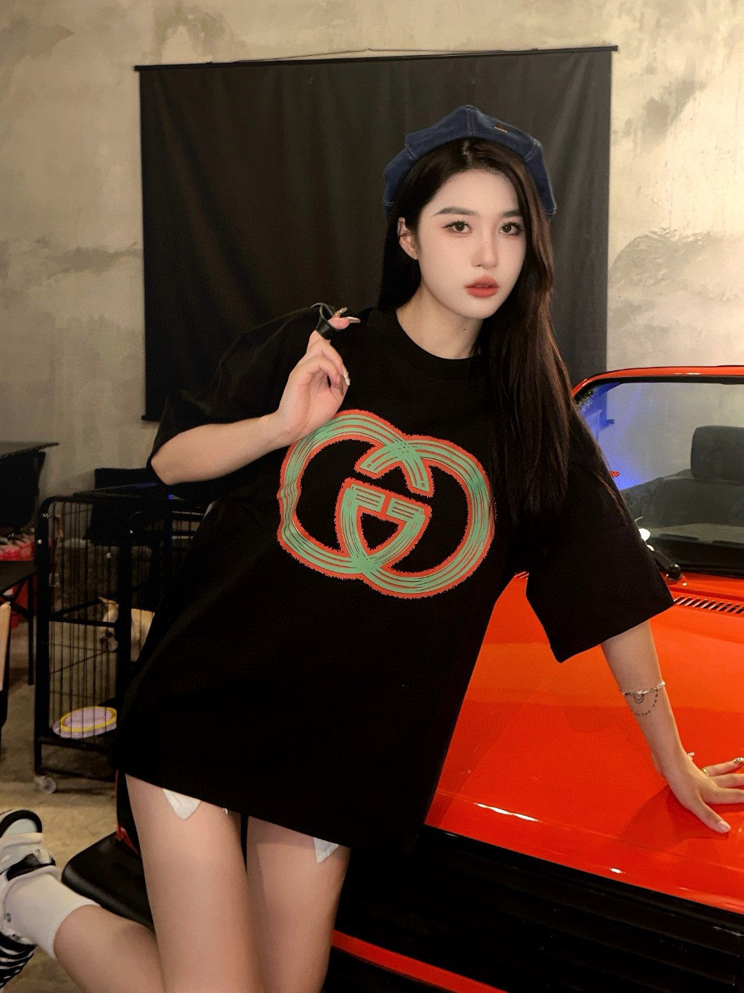 G*u*i multicolor interlocking g logo black t-shirt