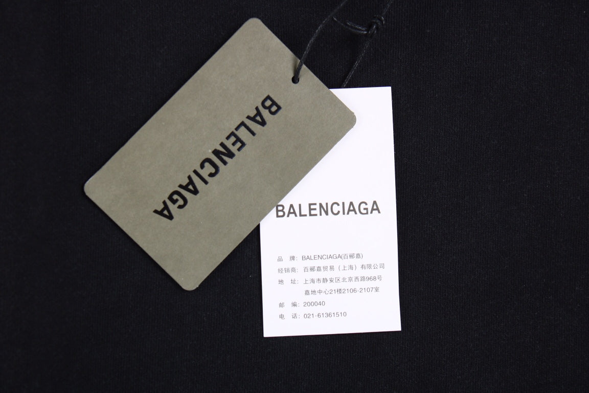 Ba*len*cia*ga black hoodie