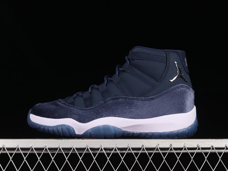 AIR JORDAN 11 RETRO NAVY VELVET MIDNIGHT NAVY/METALLIC SILVER/WHITE