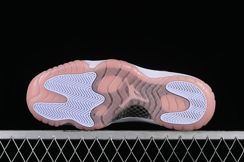 AIR JORDAN 11 LOW LEGEND PIN WHITE/PINK