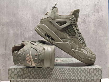 Air Jordan 4 Retro "Military Mamba"