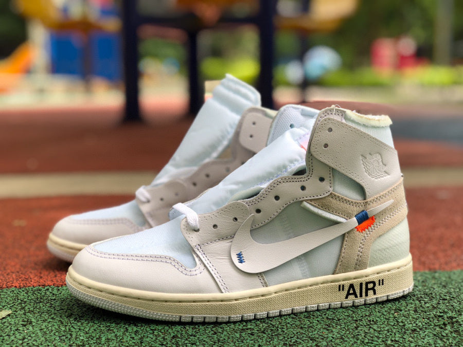 Off White x Jordan 1Retro High oG "White'.