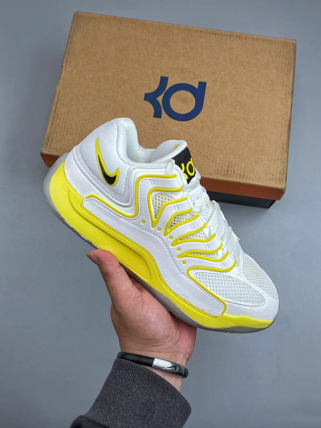 Nike KD 18 “White/Yellow” – Solar-Powered Performance