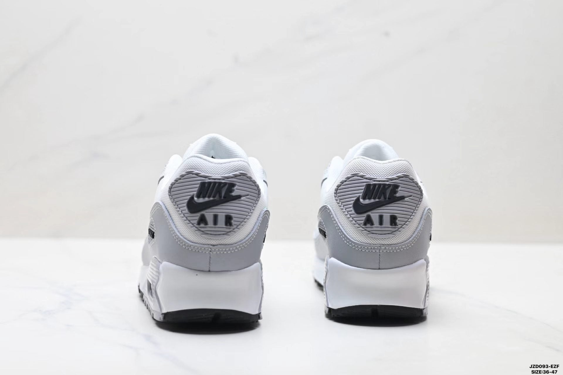 Nike Air Max in White/Grey: Urban Aerial