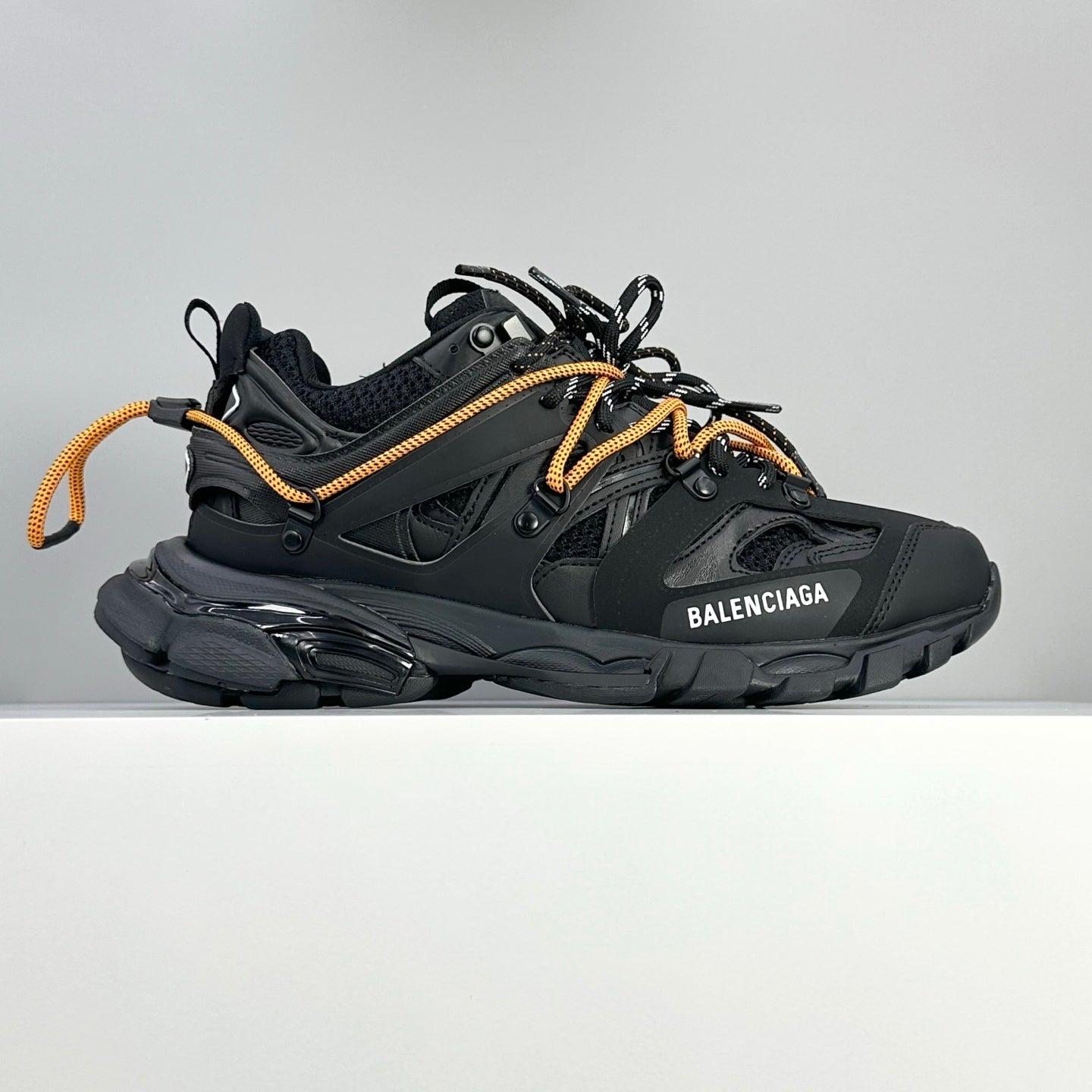 Balenciaga Hamp tons Sneaker in Black: The Avant-Garde Foundation