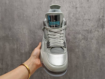 Air Jordan 4 Retro 'Cool Grey'