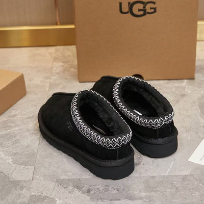 UGG black thick soled shoes (Copy)