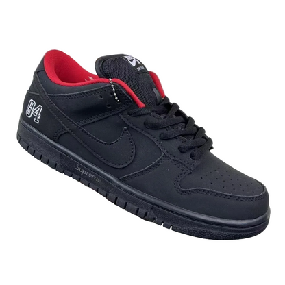 Nike SB Dunk Low "Black / Red"