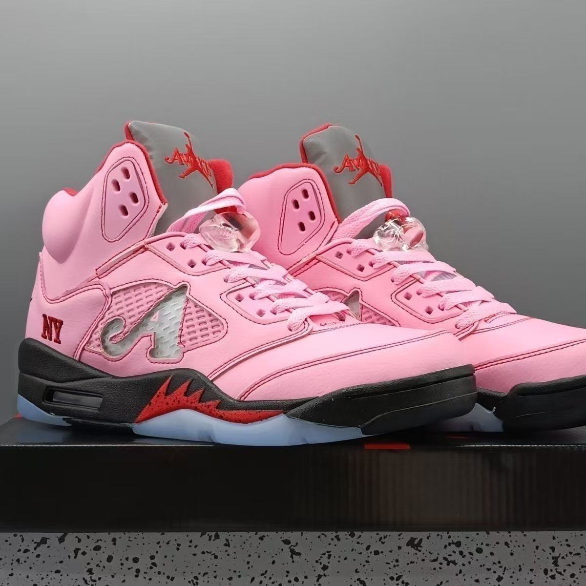 JORDAN 5 RETRO "ARCTIC PINK / METALLIC SILVER / UNIVERSITY RED"