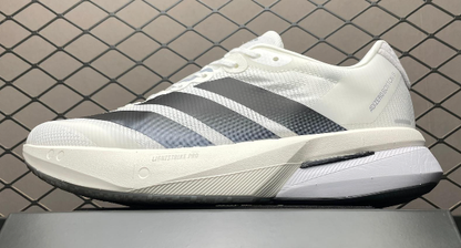 Adidas Boston 13 in White/Black