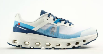On Running Cloudvista 2 in White/Blue