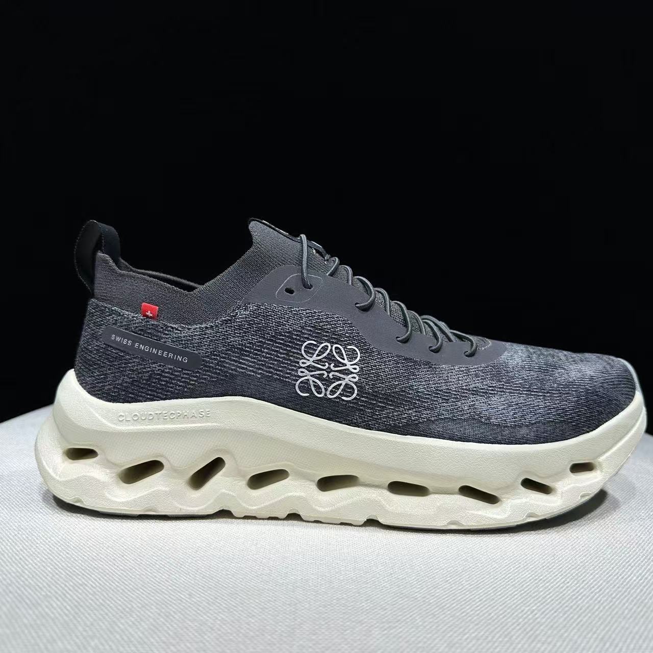 On Low-Top in Denim Blue: Urban Craft