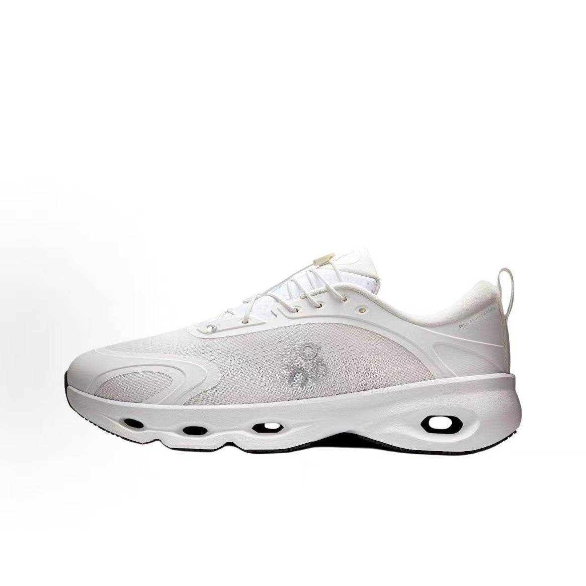 On Low-Top in White: Pure Performance