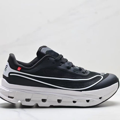 On: Black/White - Engineered for Balanced Performance
