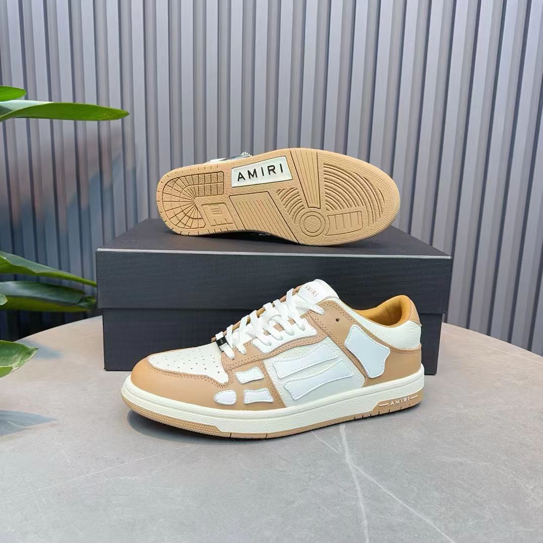 Emil’s Bone Shoe in Light Brown/White: Earthen Anatomy
