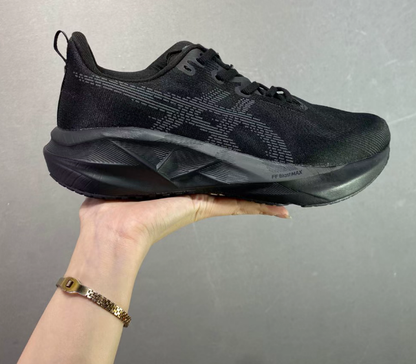ASICS Novablast 5 in Black: Stealth Rebound
