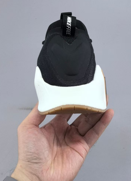 Nike Free Metcon 6 in Black/White: Precision Contrast