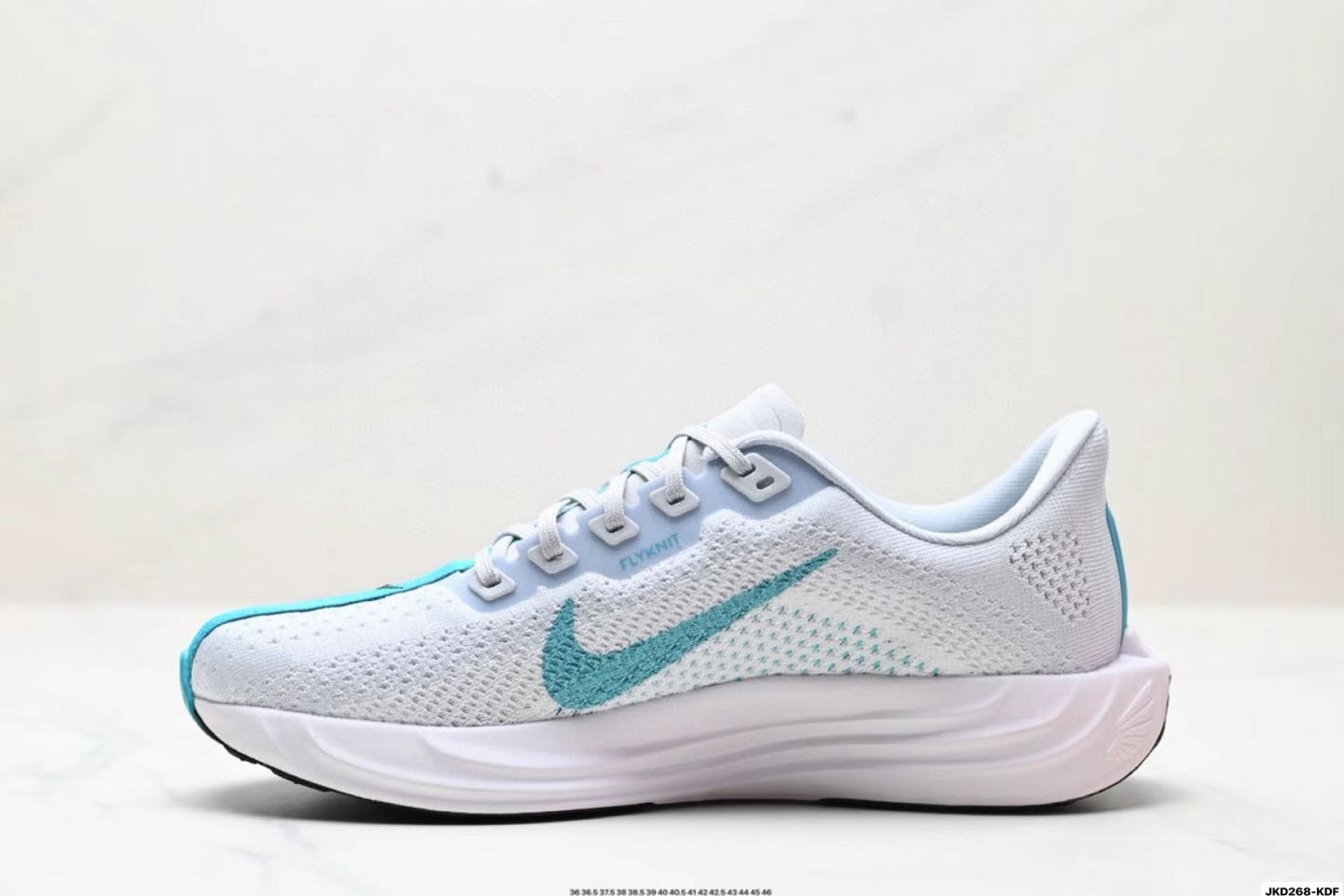 Nike Zoom Sneaker in White/Blue: Velocity Contrast