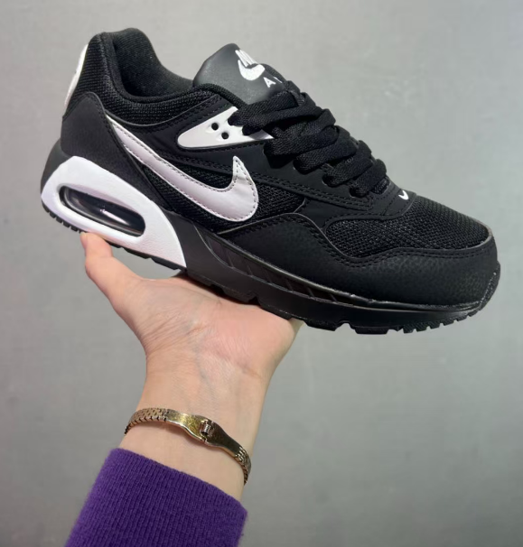 Nike Air Max Correlate in Black/White: Monochrome Architecture