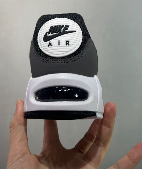 Nike Air Max Correlate in Black/White/Grey: Urban Gradient