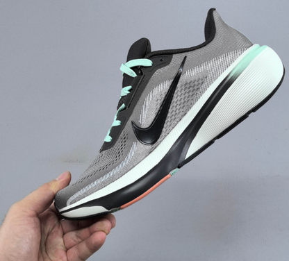 Nike Zoom Sneaker in Grey/Green: Tactical Response