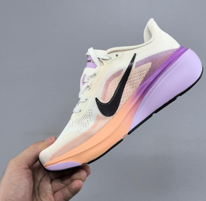 Nike Zoom Sneaker in White/Lavender/Orange: Chromatic Fusion