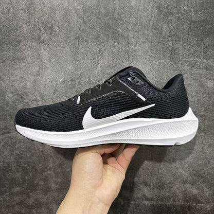 Nike Zoom Sneaker in Black/White: Monochrome Velocity